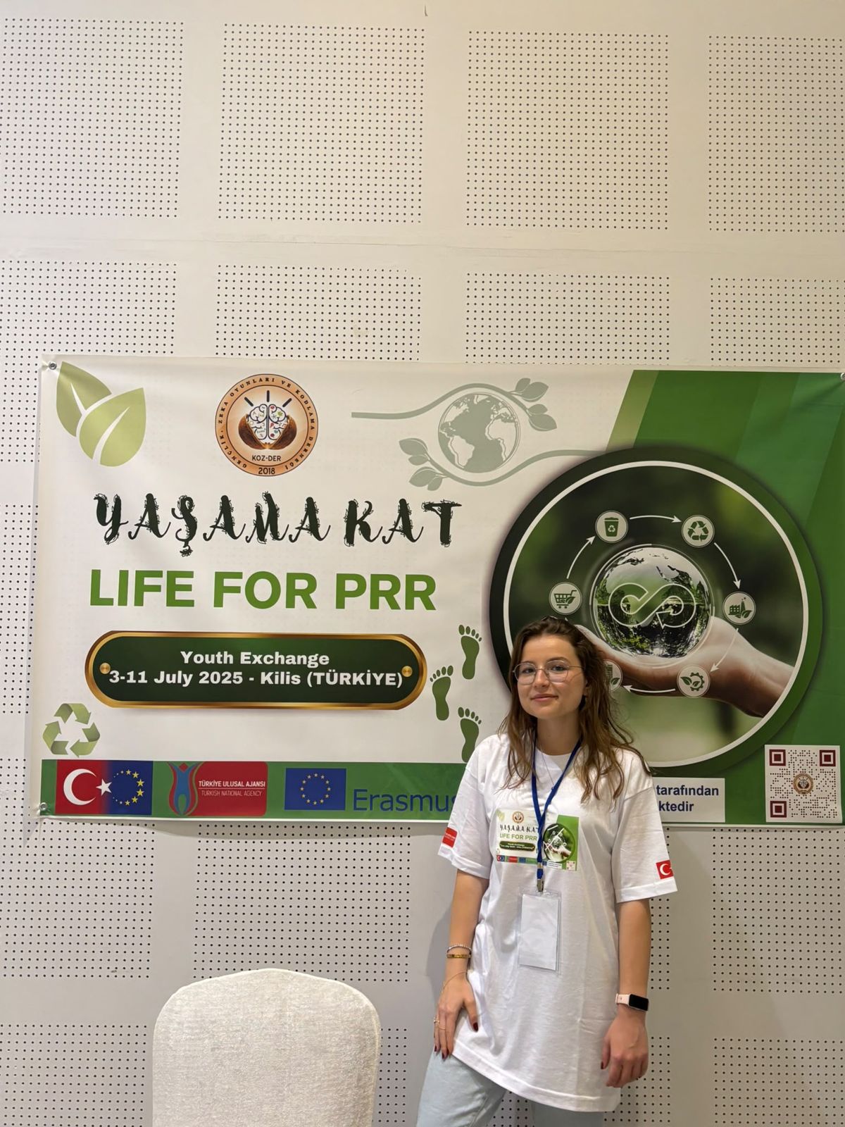 Büşra AKDEMİR